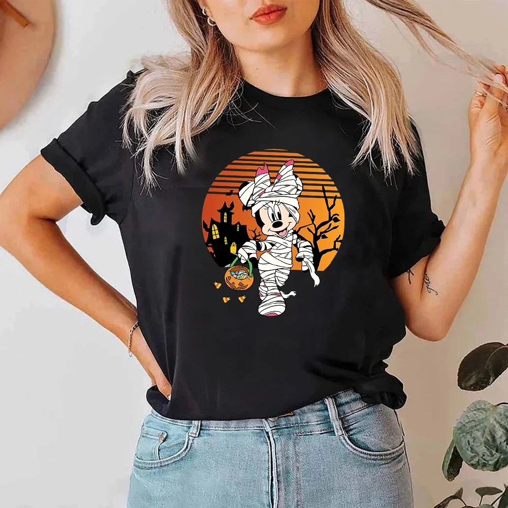 Рисунок 2 - Женская футболка с рисунком Микки