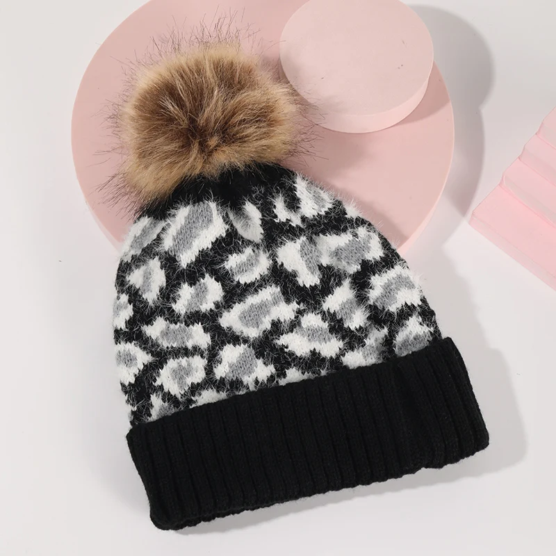 

Новинка 2022, яркие женские и мужские теплые вязаные шапки, Модные свободные ветрозащитные шапочки с принтом, обогреватель для головы