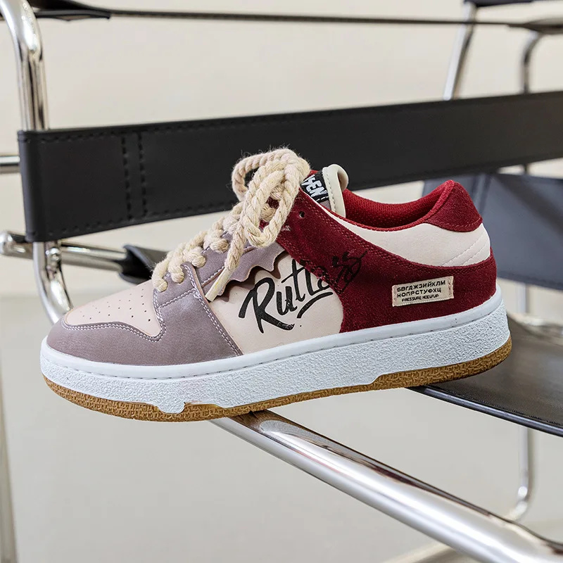 

2022 New Fashion Casual Board Shoes Low Top Couple Sports Shoes Men's and Women's Cowhide Graffiti Sneakers Woman Walking Shoes