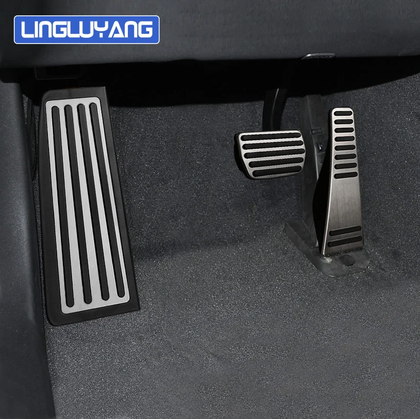 Car Accelerator Brake Pedal Footrest Pedal Plate Cover For Volvo XC60 XC90 S90 v90 s60 v60 xc40 Accessories 2022
