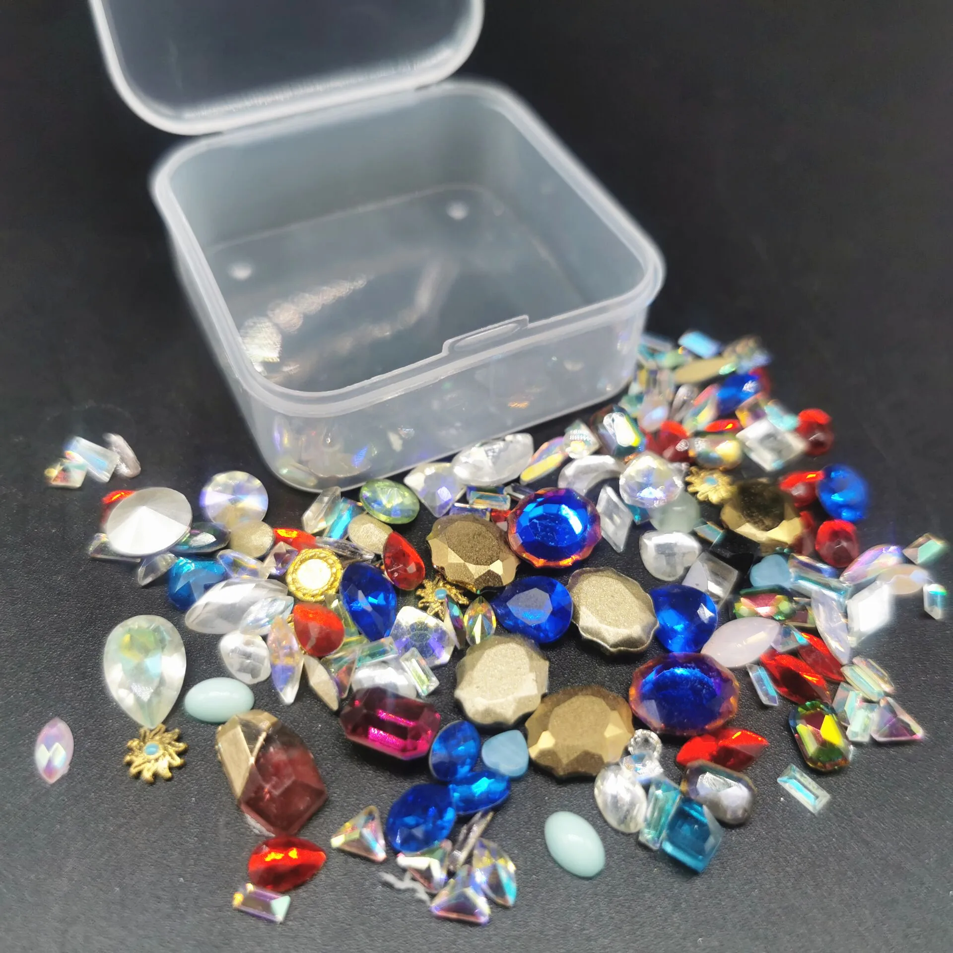 

Approx 200pcs/1Box Colorful Nail Rhinestones Nirregular Rhinestones Nail Art Micro Nail Crystal Manicure Decorations