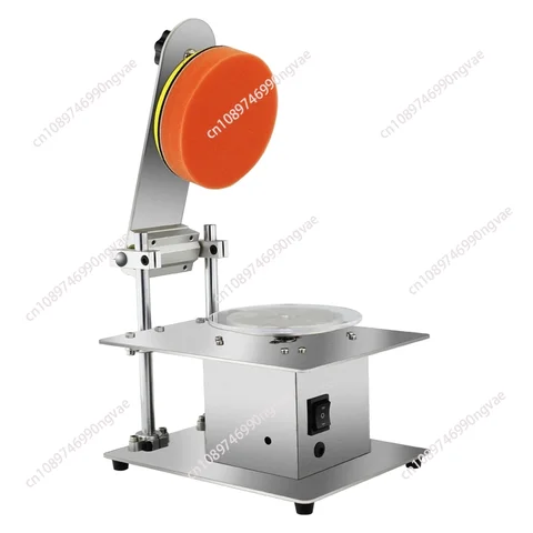 Eleanor Tomlinson yalangoch