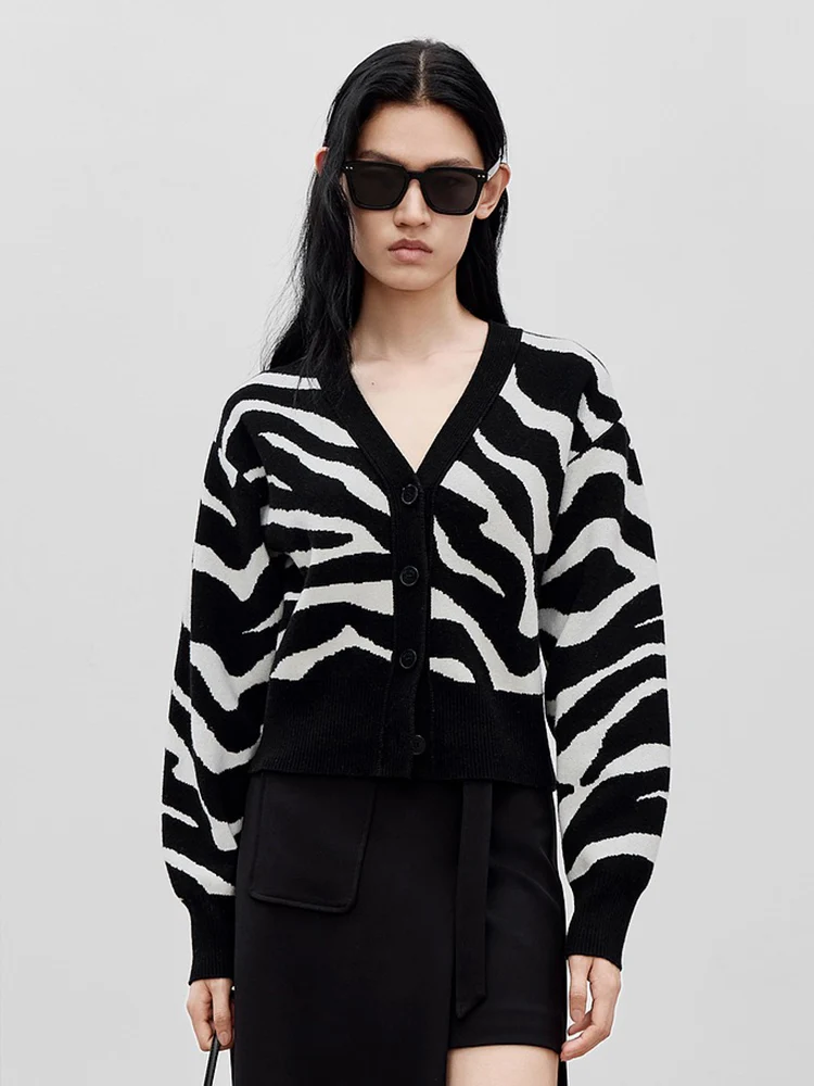 

Retro design loose leopard print fashion short women's top V-neck long sleeve knitted cardigan autumn winter sweater coat