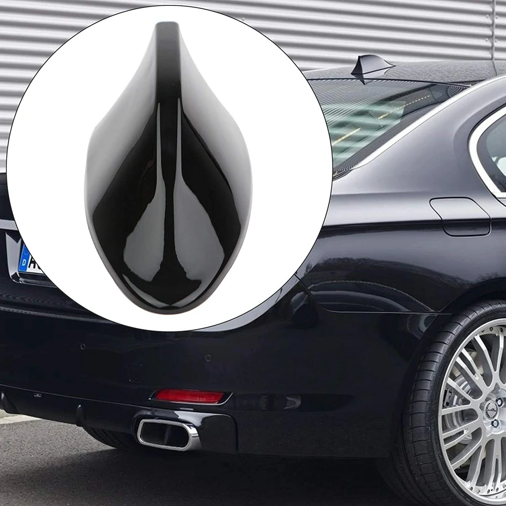 

Takilma Shark Fin Antenna FM/AM Radio Signal Shark Fin Antenna Cover Car Roof Aerial Black