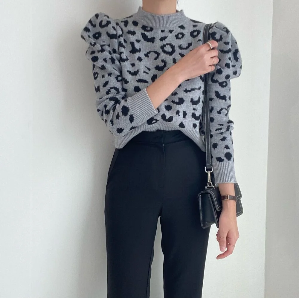 Женский свитер с леопардовым принтом шорты повседневный пузырьковый наплечный