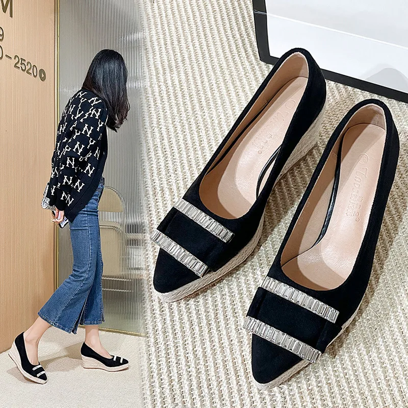2023 Spring Pumps Basketball Platform Latest High Heels Pointed Toe Clogs On A Wedge Lace-up Roman Style Sandals Lad