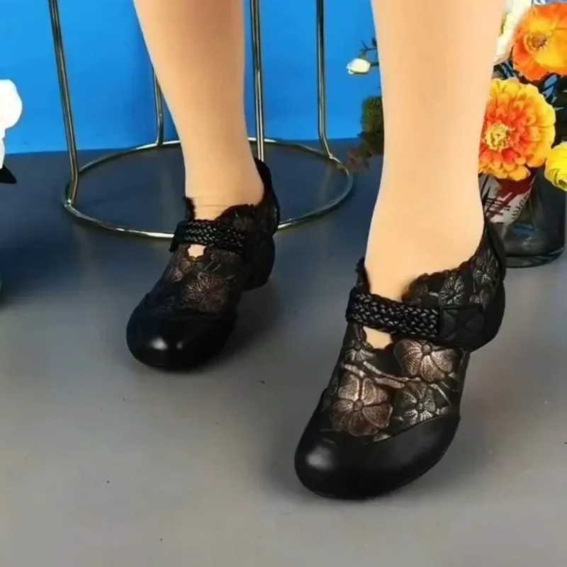 Туфли женские в стиле ретро мягкая обувь для мам высокий толстый каблук среднего