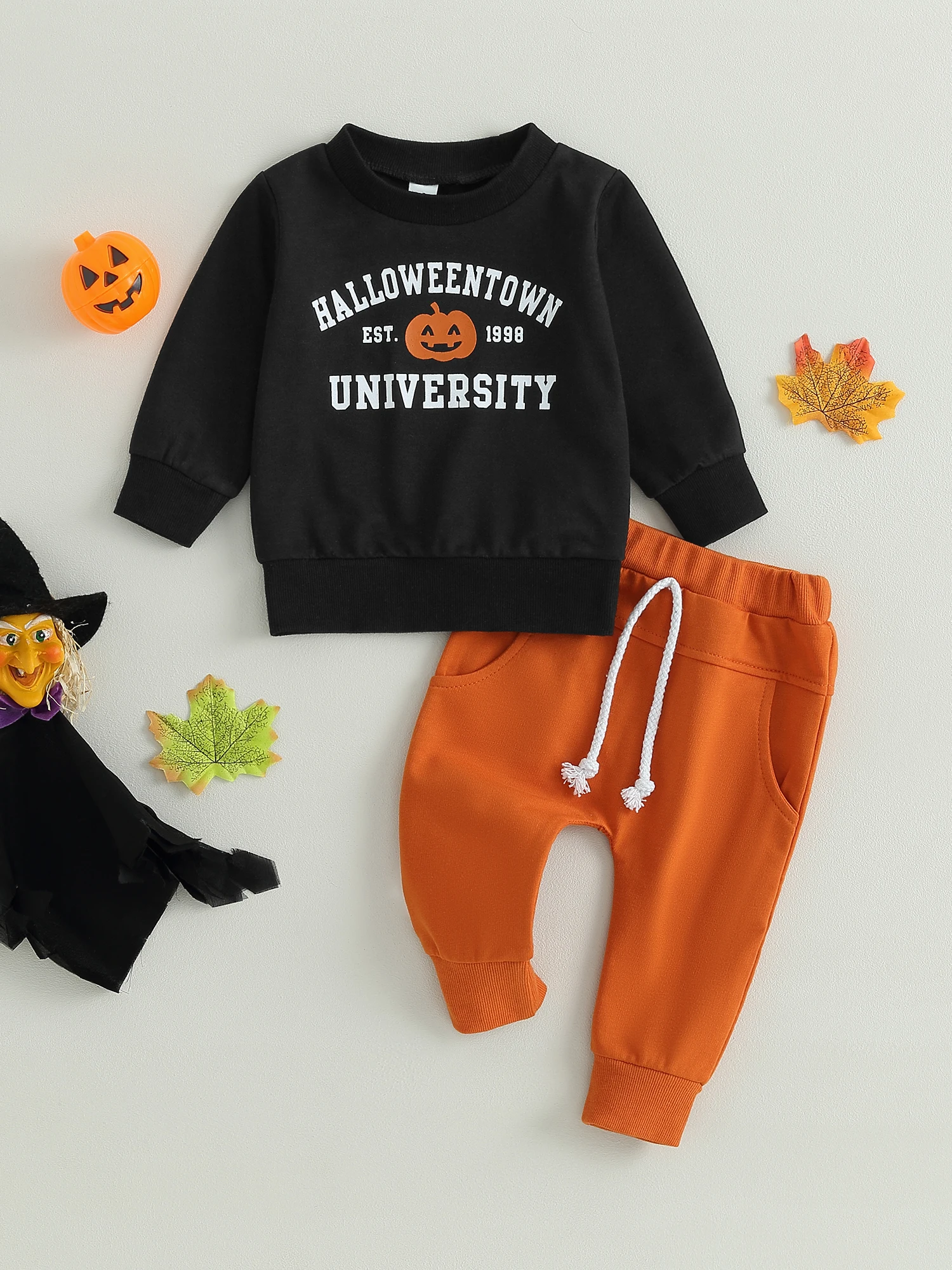 

Костюм на Хэллоуин для девочек, футболка с коротким рукавом и круглым вырезом с буквенным принтом и джинсовые расклешенные брюки, наряд
