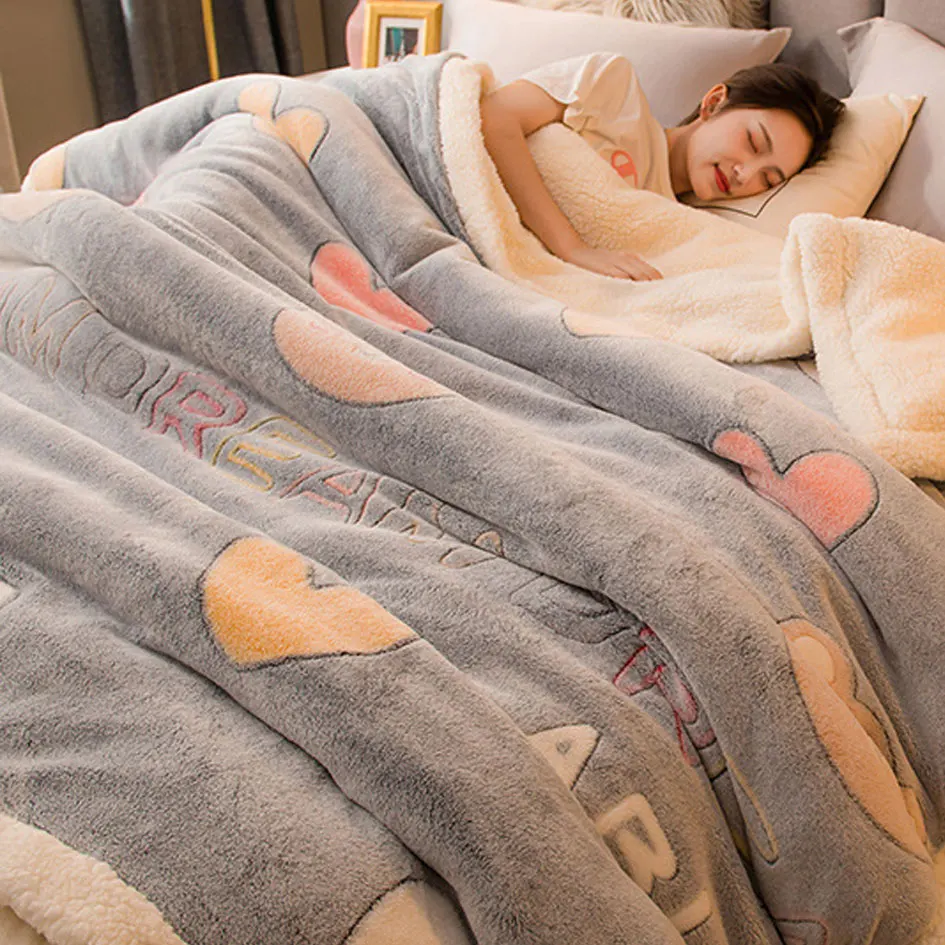 

Утолщенное зимнее одеяло из кораллового флиса с узором в виде снежинок мягкое теплое ворсовое односпальное или двухместное одеяло из пушистого плюша для отеля