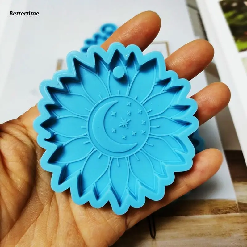 

B36D 4Pcs Keychain Resin Mold Sunflower Shape Silicone Mold Flower Keychain Molds for Casting Jewelry Pendant Crafts