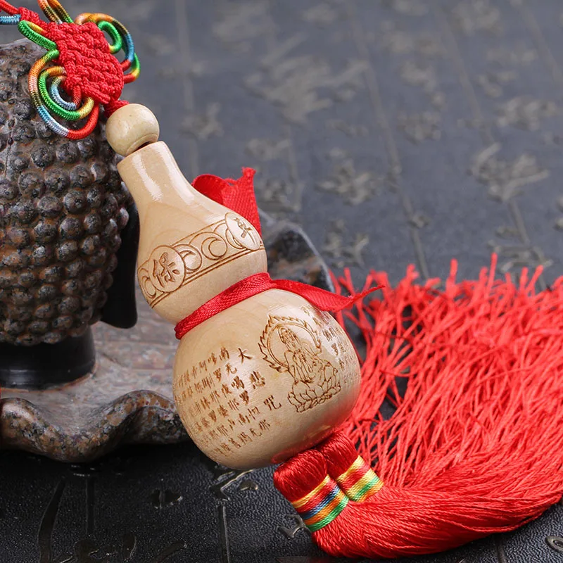 Подвеска-тыква из красного дерева с шестью словами