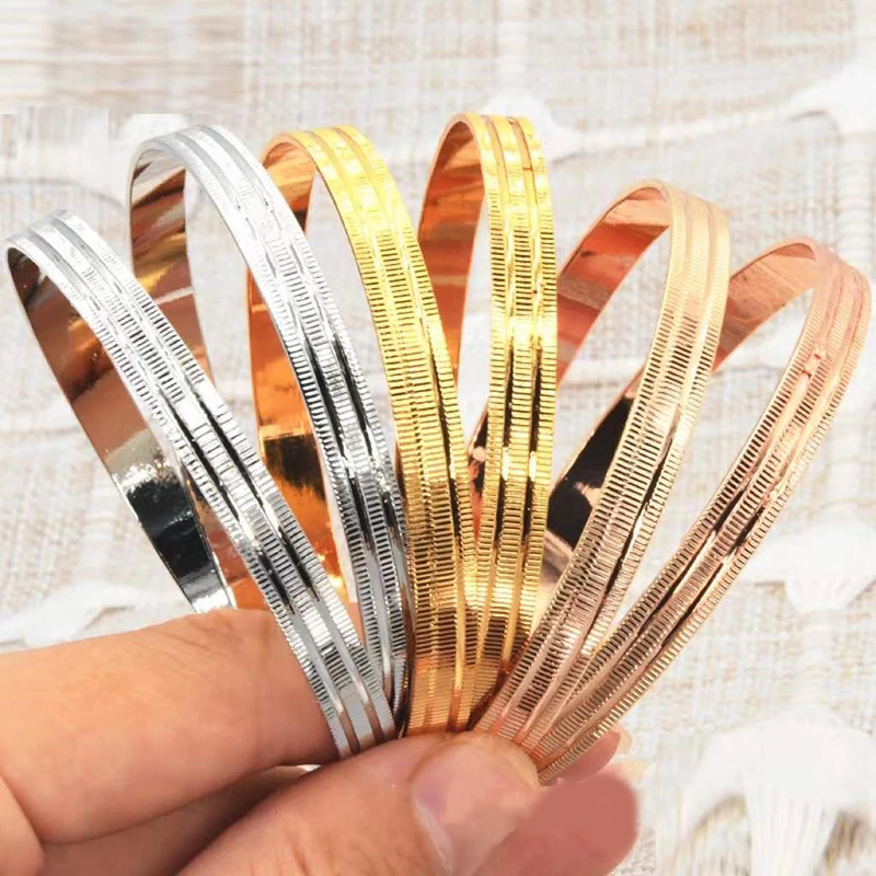 

Popular Fashion Jewelry Twist Design Slim Bracelet Party Gifts Wholesale Women's Gold-plated Tiered Cuff Bracelet Charm Bracelet