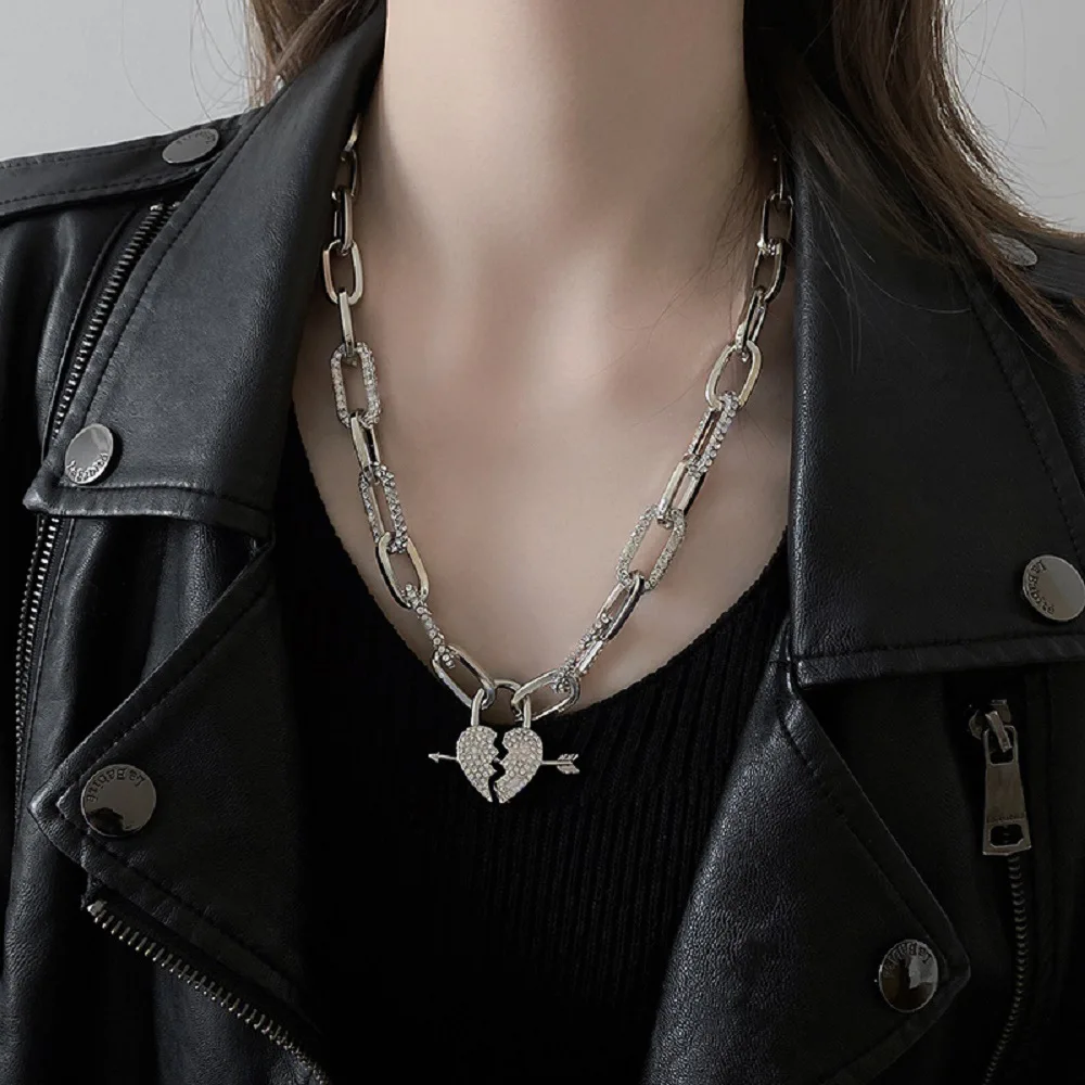 

New fashion personality one arrow through the heart diamond necklace female temperament exquisite clavicle chain