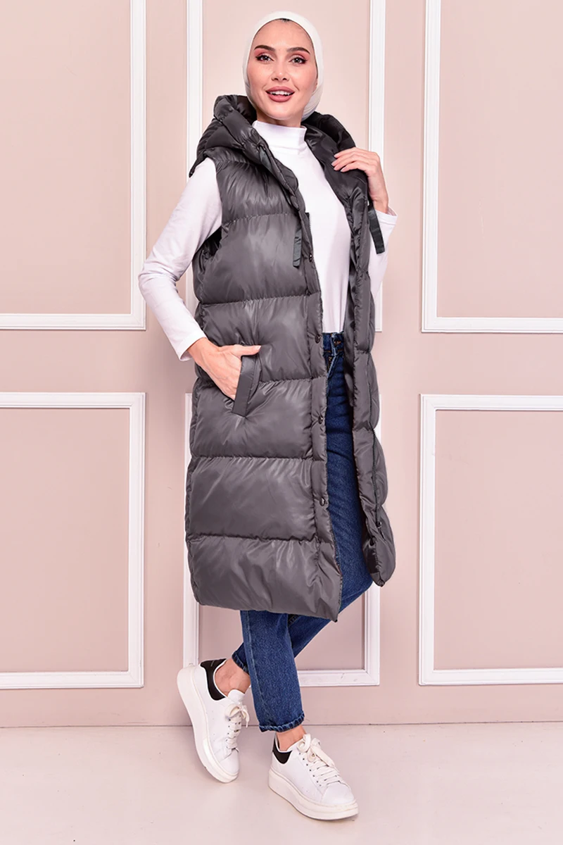 

Hooded Swollen Vest Anthracite YMR1126