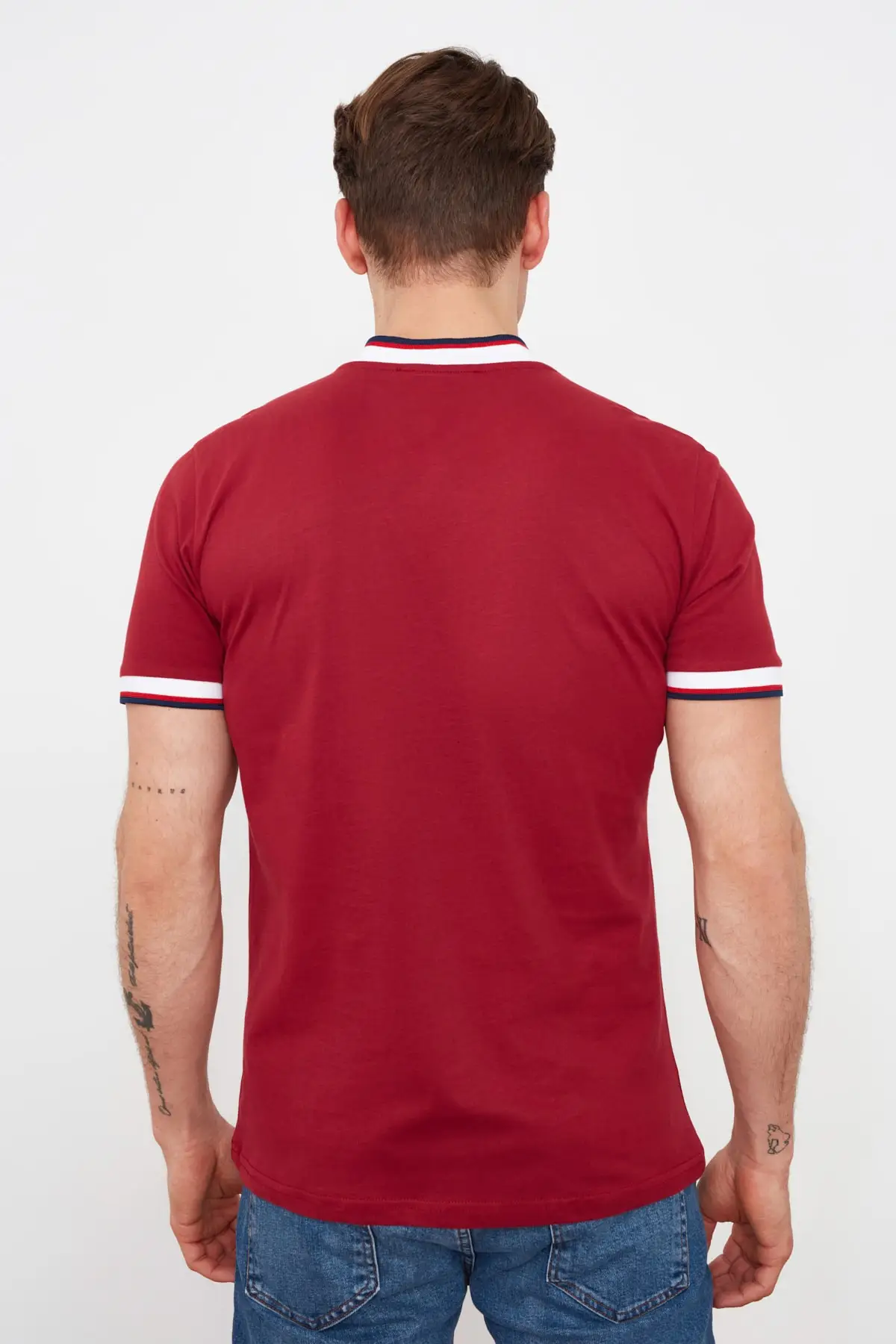 

Trendyol Male Slim Fit Crew Neck Short-Sleeve Pocket T-Shirt TMNSS21TS1932