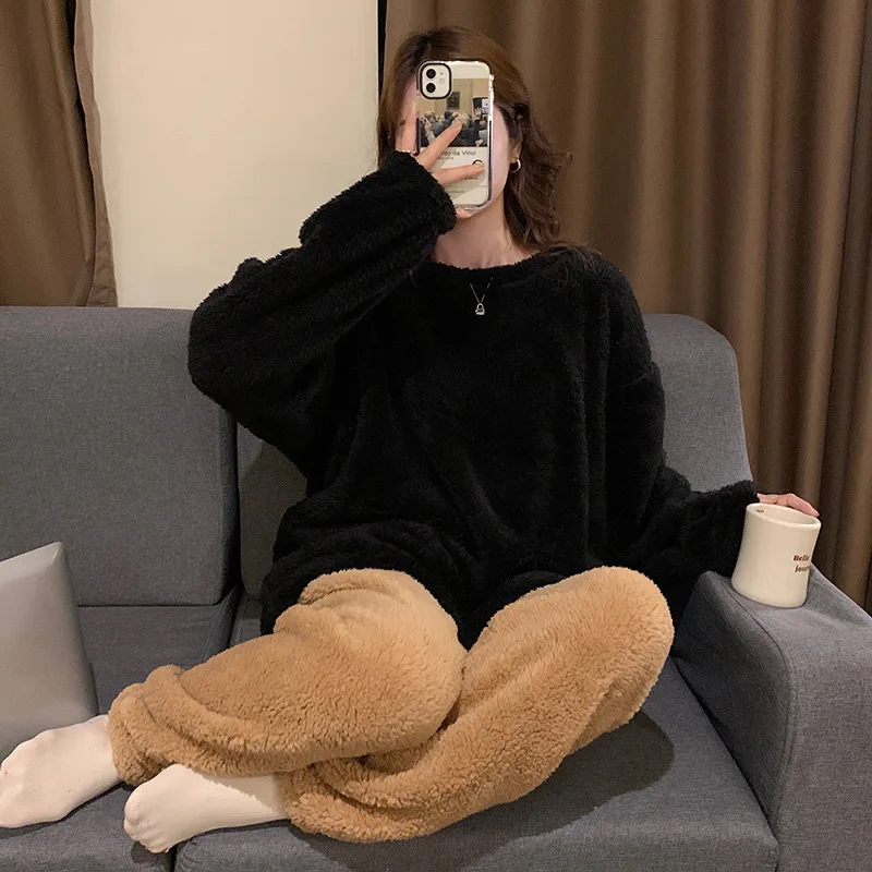 

2021 autumn and winter new pajamas ladies plush sweet Korean version of solid color thickened round neck pullover home service