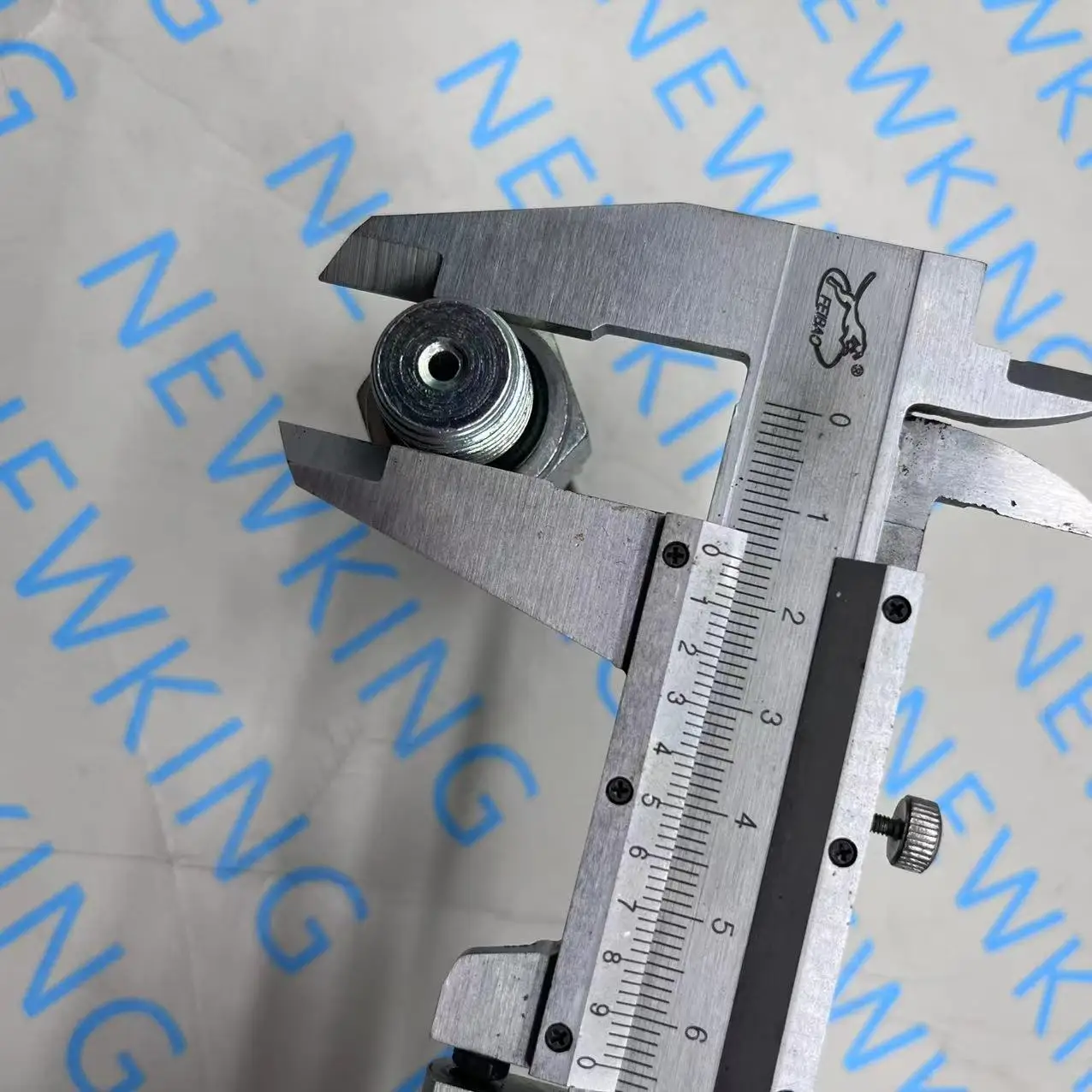 

4436536 EX200 EX210 EX230 датчик давления экскаватора 4436536 4436536 Датчик давления для Hita-chi ZAX200/210/230