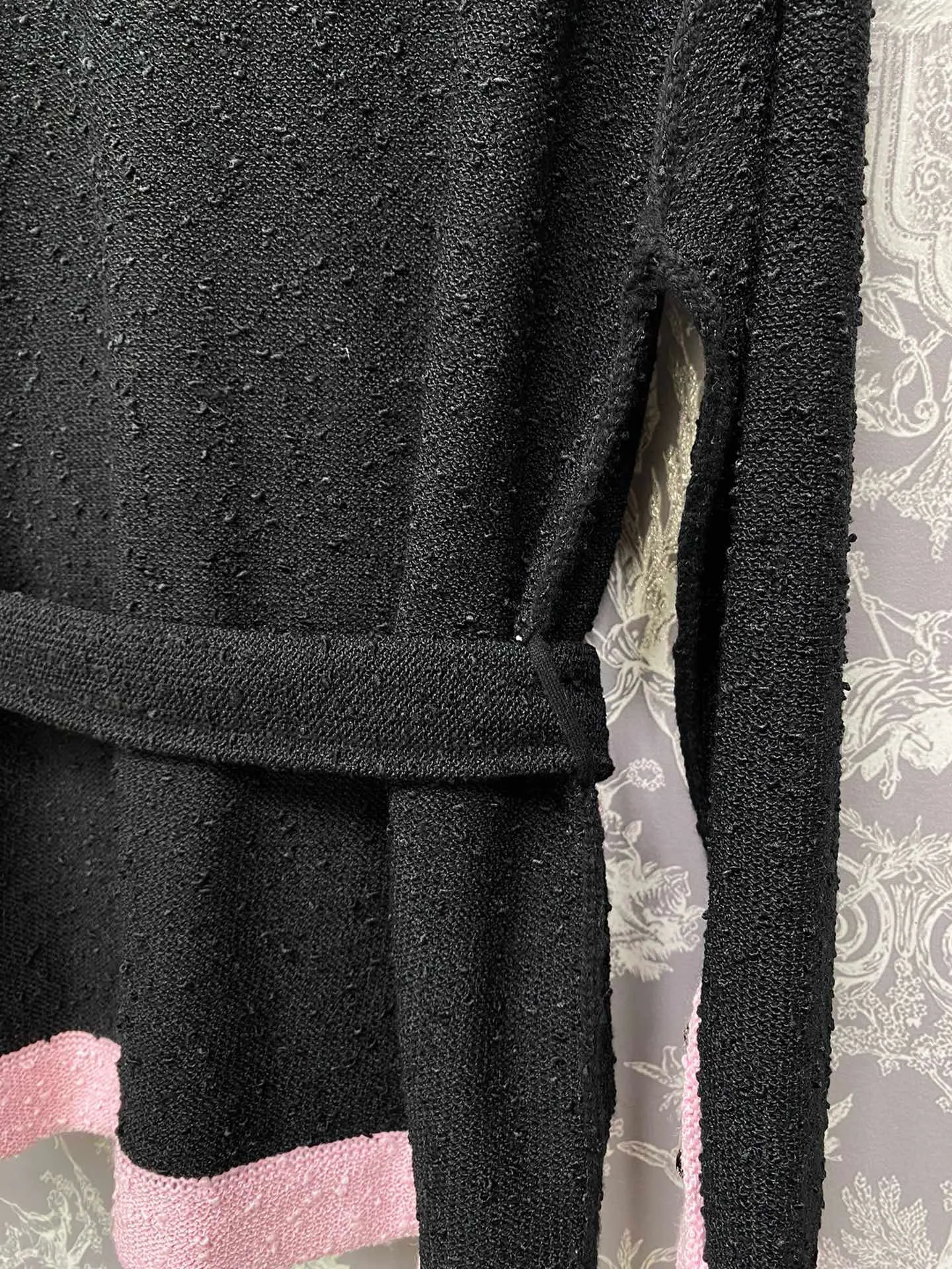 2024 Новая женская трикотажная рубашка удобная и дышащая контрастная кромка