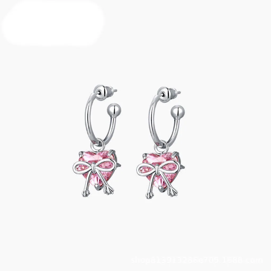 

Модные Розовые циркониевые серьги в форме сердца для женщин 2023 модные серебряные серьги в форме банта Роскошные Дизайнерские очаровательн...