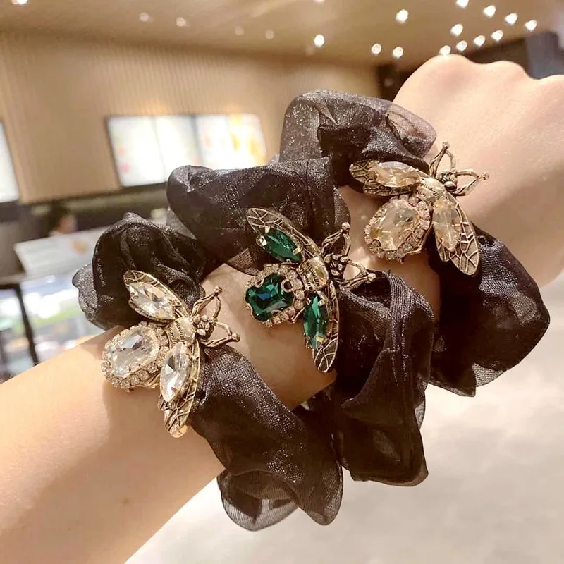 Резинка для волос женская с жемчугом в стиле ретро