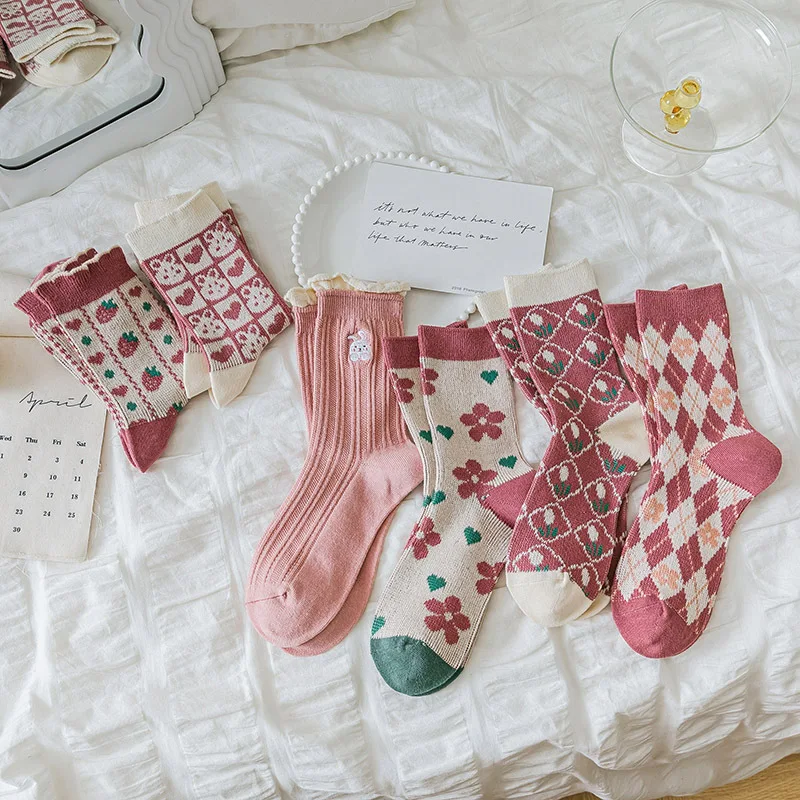 

Strawberry Rabbit Women Socks Sweet Kawaii Cotton Sock Woman Pink Long Ladies Sock Spring Autumn Casual Comfortable Cute Sock
