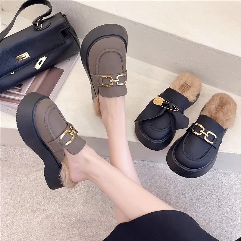 

Loafers Cover Toe Shoes Woman 2023 Female Slippers Rivet Med Mules Sexy Fur Flip Flops Platform Luxury Slides Winter Footwear Ne