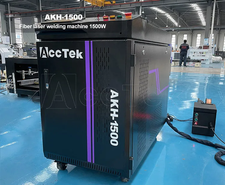 CNC 500W1000w 1500W 2000W Металлоконный лазерный сварочный отбойник для нержавеющей стали