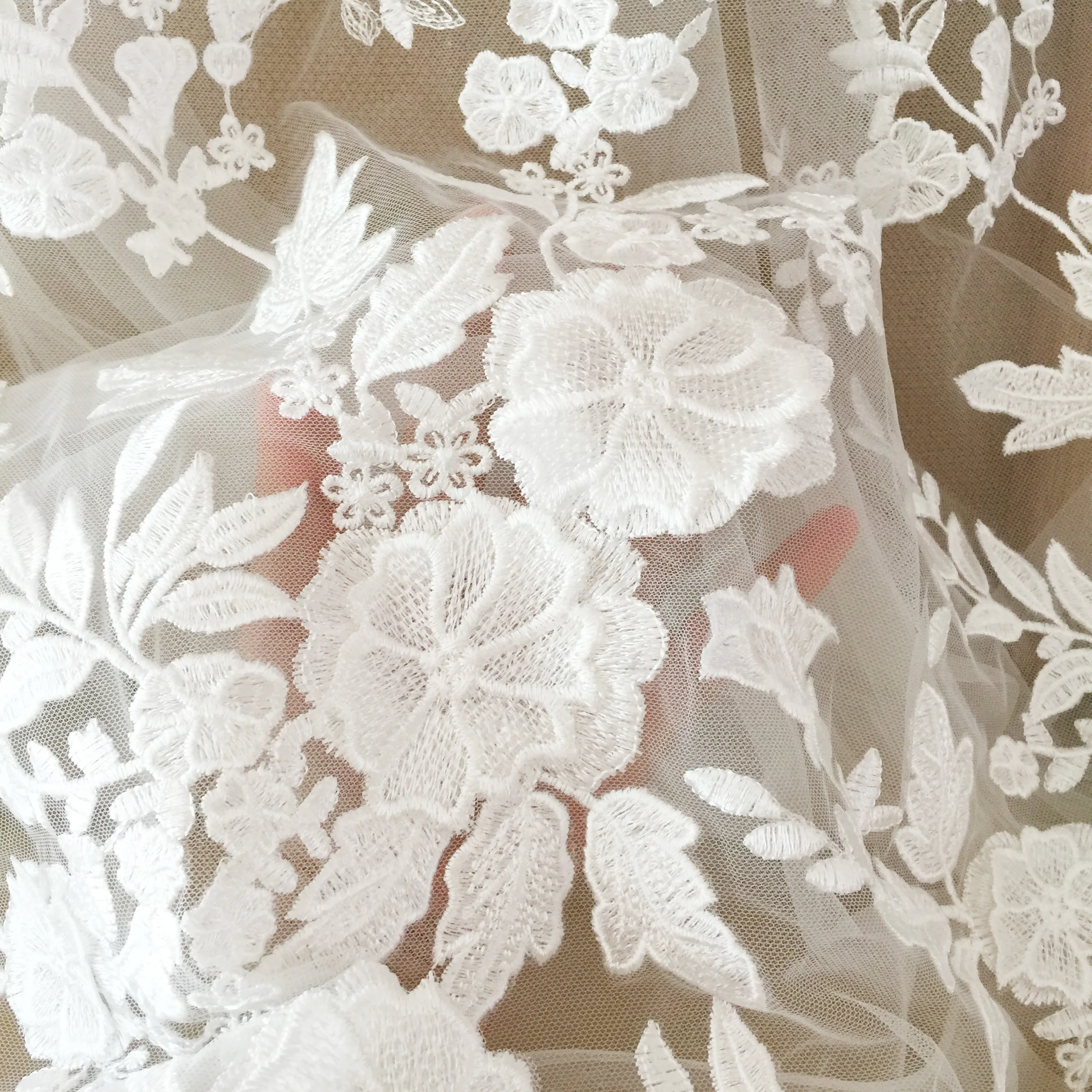 

Three Dimensional Applique Piece Lace Fabric Wedding Dress Accessories For Children