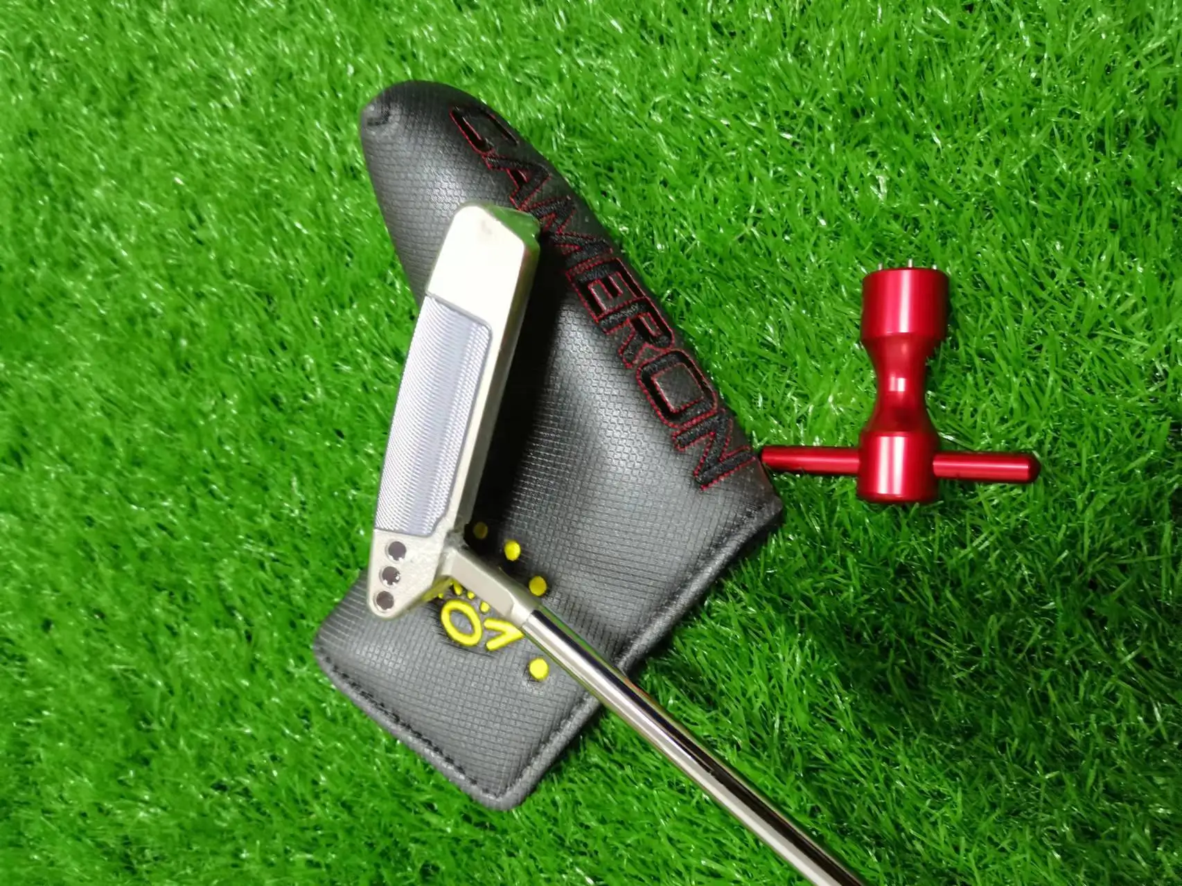 

Free Shipping. SELECT SQUAREBACK1.5 Square Back SQUAREBACK 1.5 Red Circle Point Golf Putter Golf Club with wrench and cover