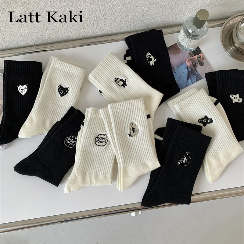 

Носки женские хлопковые с вышивкой, Повседневные Дышащие, с мультяшным принтом, черные, 5 пар в комплекте