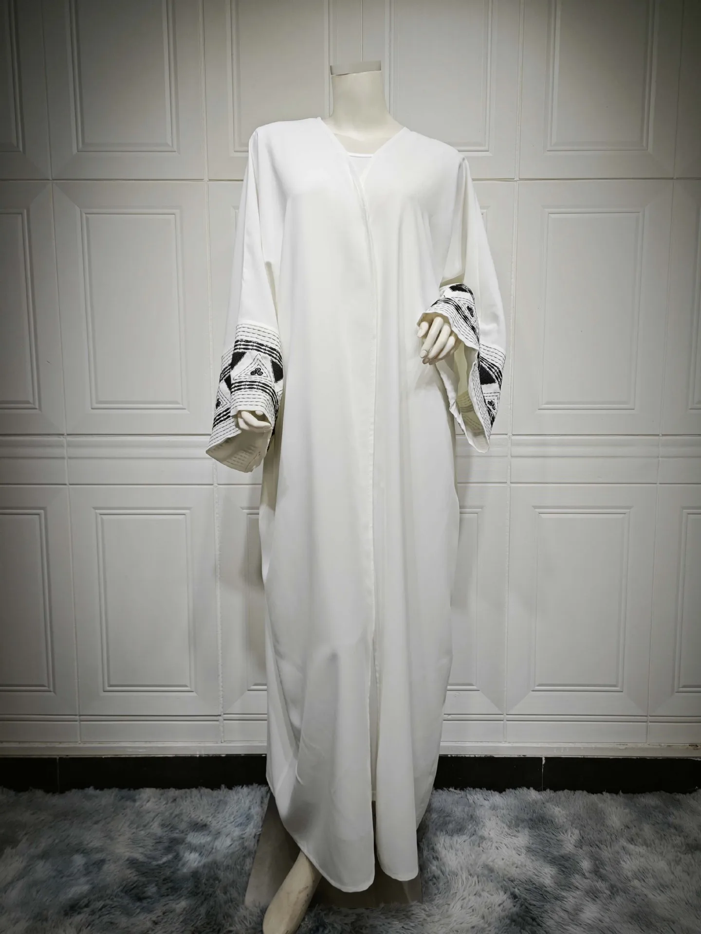 Новинка 2024 Арабская вышивка абайя мусульманское женское кимоно Дубай ИД Рамадан