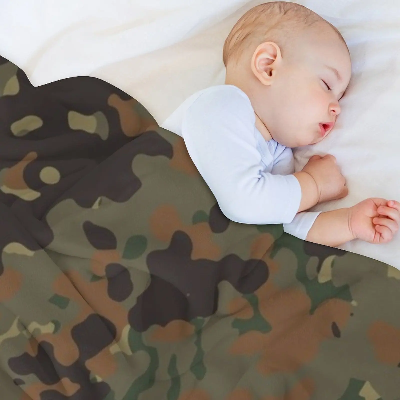Фото Плед с камуфляжным рисунком Flecktarn, декоративный, утяжеленный, роскошный, мягкий, большой плед №5