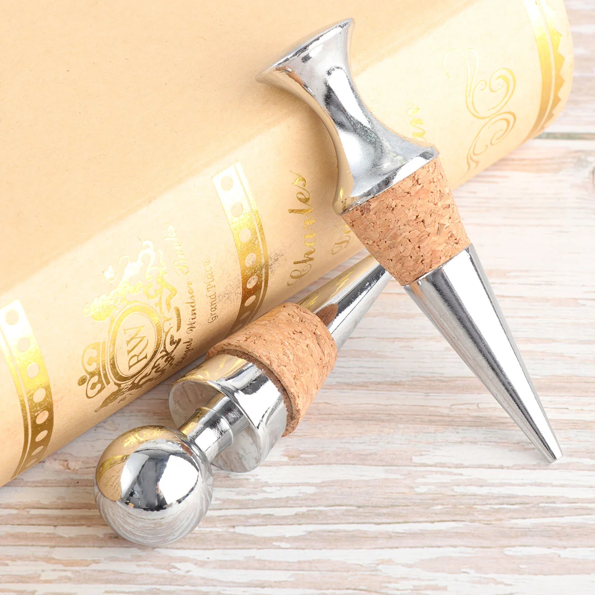 

2 Bottle Tops Plug Bottle Metal Plug Cork Decorative Stoppers Bottle Sealing Plug