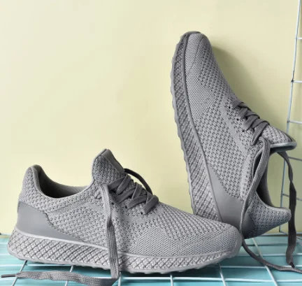 

B17 Classic Pro Men's Skateboarding Shoes Low Cut Outdoor Walking Jogging Women Sneakers Lace Up Athletic Shoes 36-45