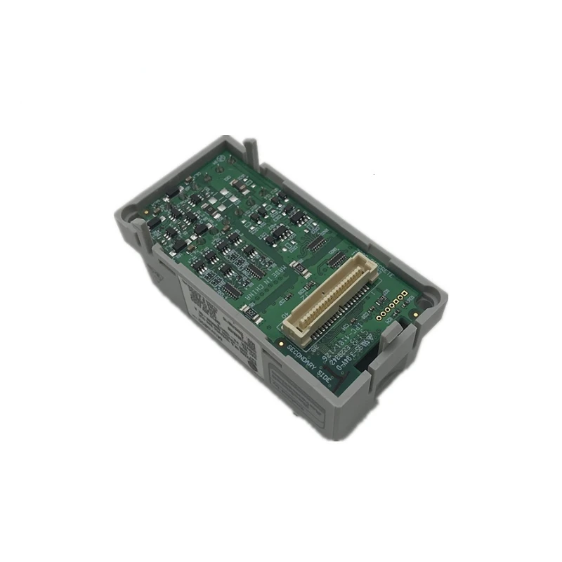 

Блок PLC 2080-IQ4OB4