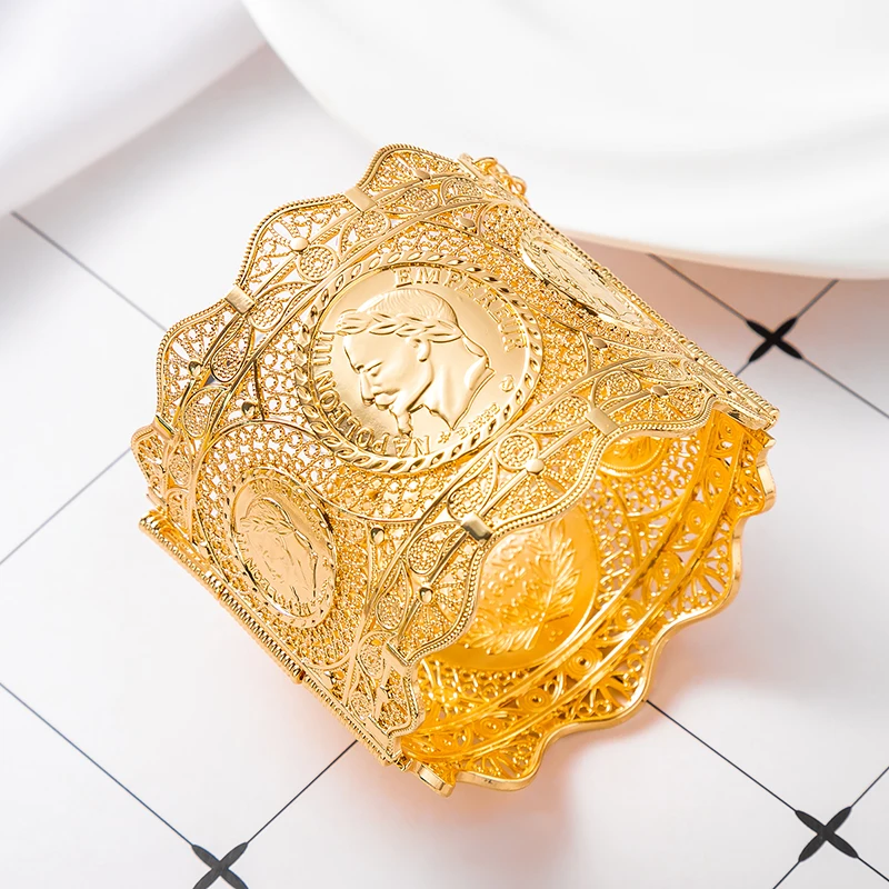 Браслет в арабском стиле большого размера с полым браслетом золотого цвета