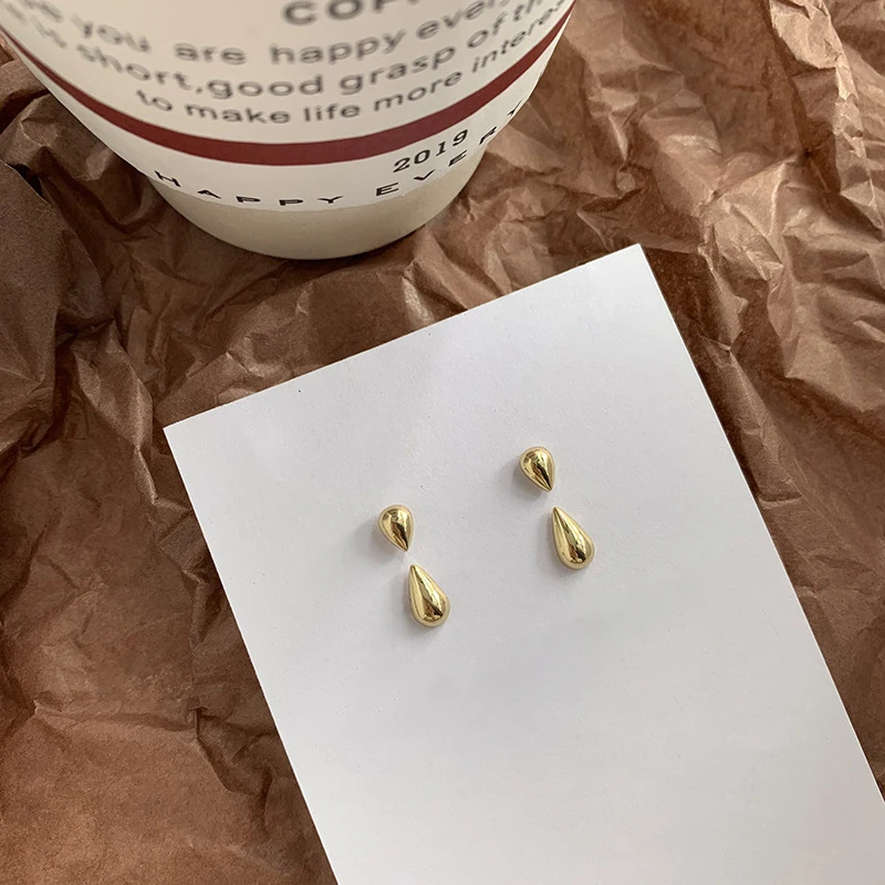 Серьги-гвоздики в минималистичном стиле женские модные компактные блестящие