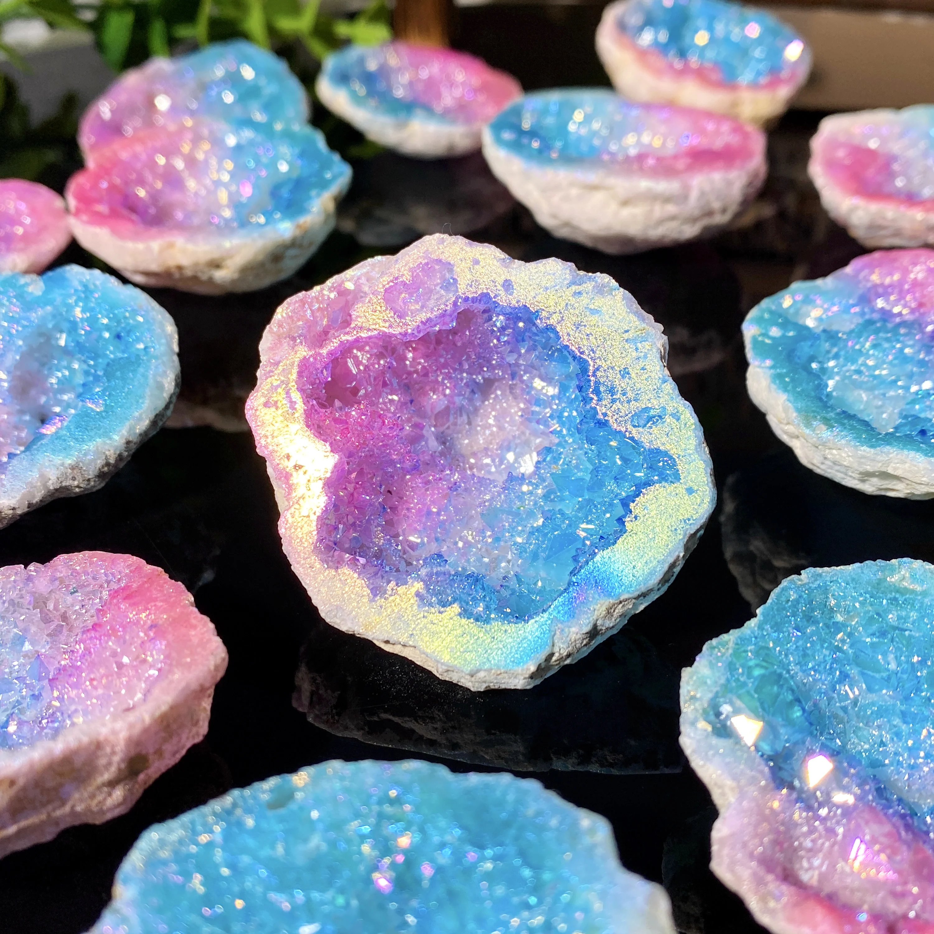 

Кристалл Агата с эффектом ауры, голубой и розовый, 1 шт.