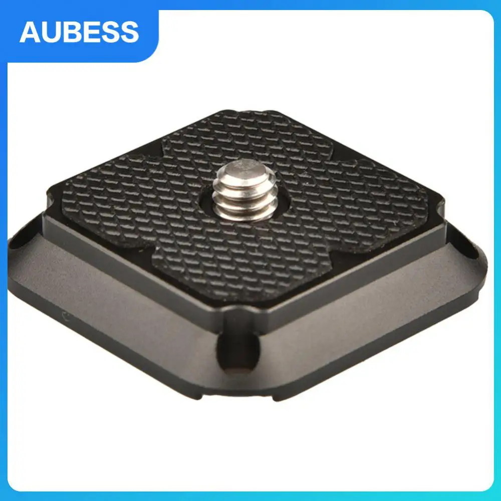 

Штатив с двумя осями и уровнем для всех металлических камер/смартфонов