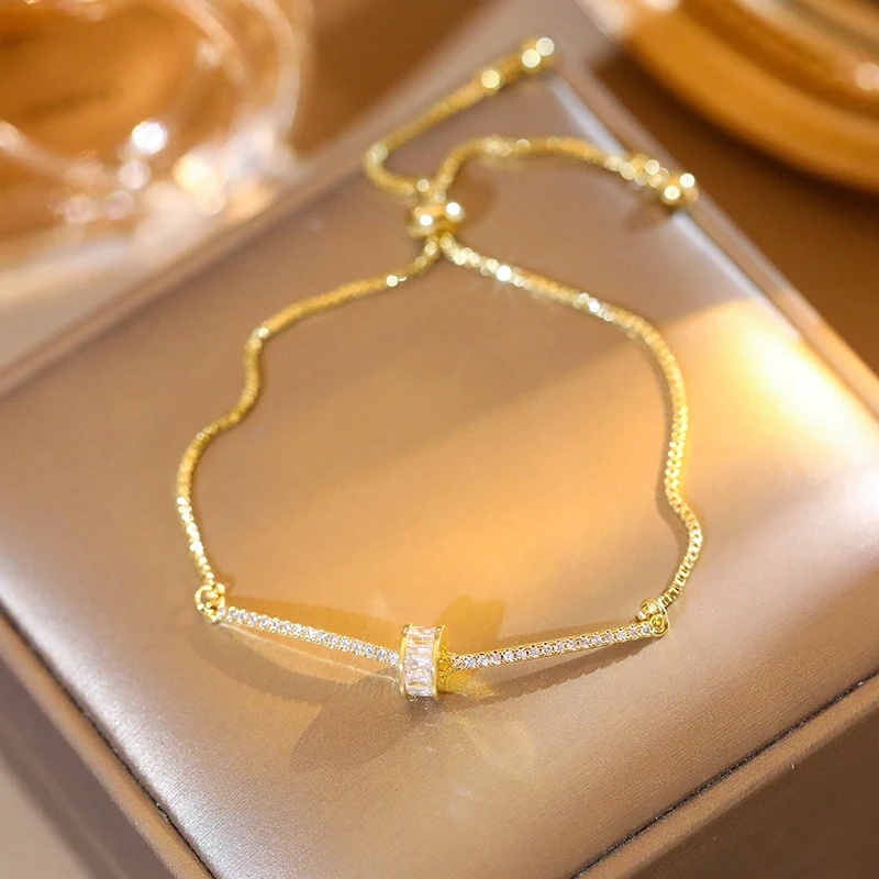 

Summer New Fashion Bling Crystal Simple Exquisite Bracelet for Woman Korea High Quality Lucky Bracelet Girl Jewelry Accessories