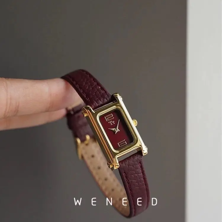 Женские кварцевые часы PEIYING Ankola Red: ретро-стиль, квадратный корпус, простой маленький циферблат, кожаный ремешок, модные (art.: 3920da1f9135b) - 3920da1f9135b