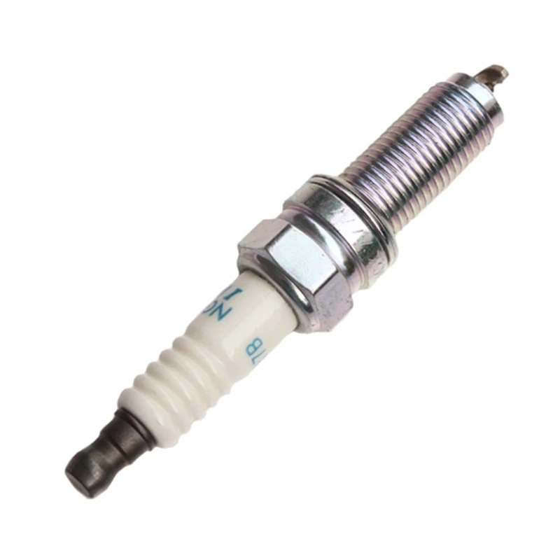 18855-10060 LZKR6B10E Новые свечи зажигания для автомобильных аксессуаров IX20