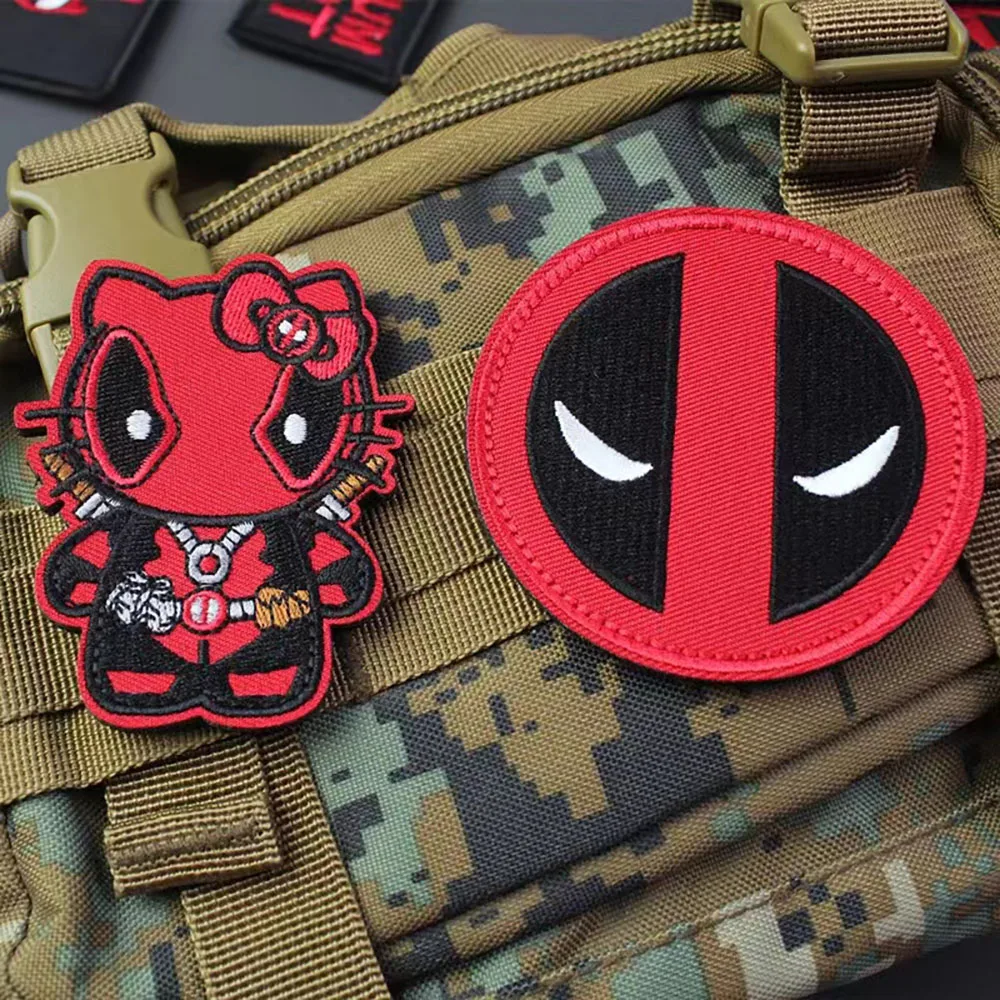 

3D Deadpool Patch MAXIMUM EFFORT Embroidery Badge Tactical Morale Armband Hook and Loop Patches on Clothes Emblem Applique