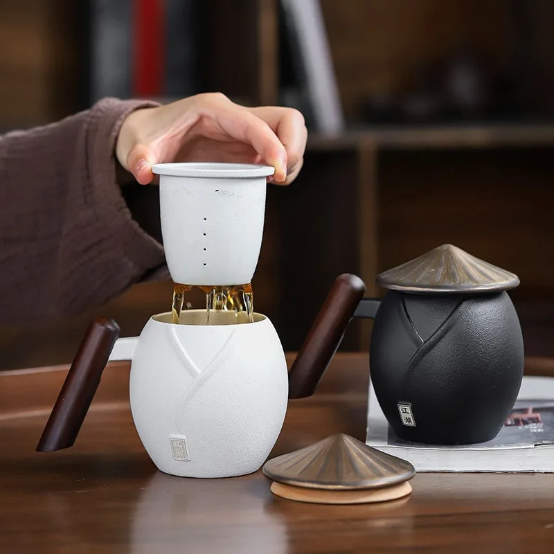 

Cup Ceramic Mug Office Tea Cup Trend Creative Personality with Lid Tea Water Separation Mug
