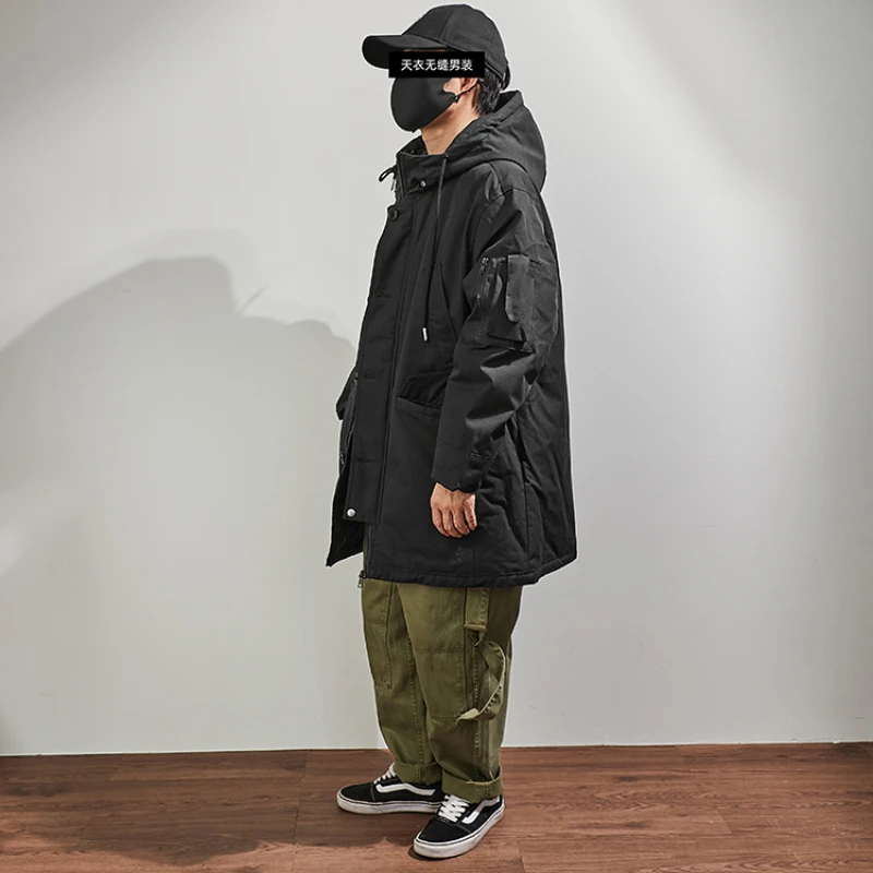 Heavy hooded down jacket coat men's wear thick black casual military coat in winter.