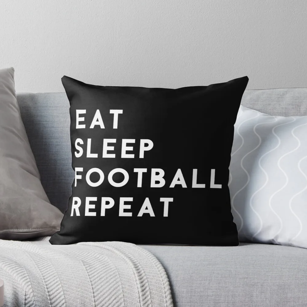 

Декоративная подушка из полиэстера с рисунком Eat Sleep Football Repeat 45*45 см