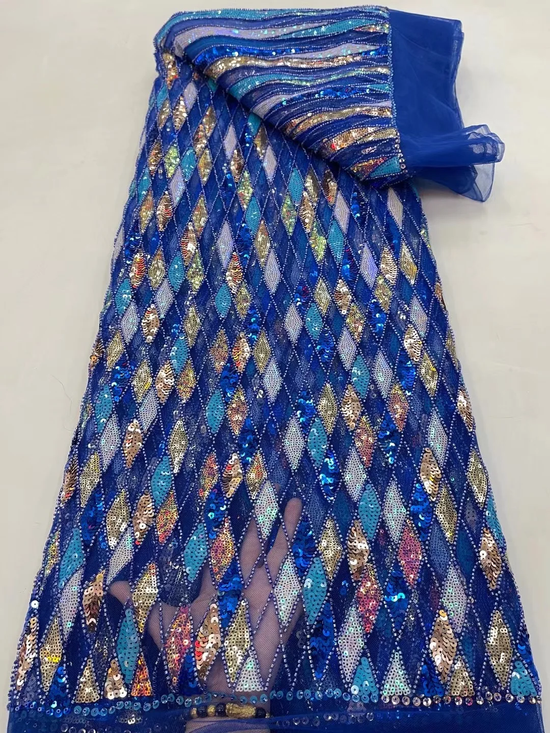 

Luxury Elegant French Embroidery Groom Handmade Beaded Fabric African Nigerian Net Lace With Sequins Fabric For Wedding Party