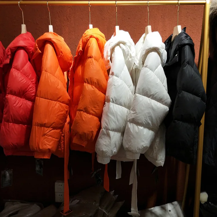 New Winter 90% Ultra Light White Duck Down Jacket Women Short Down Coat Parkas Hooded Parkas Warm Female Snow Coats Outwear 2023