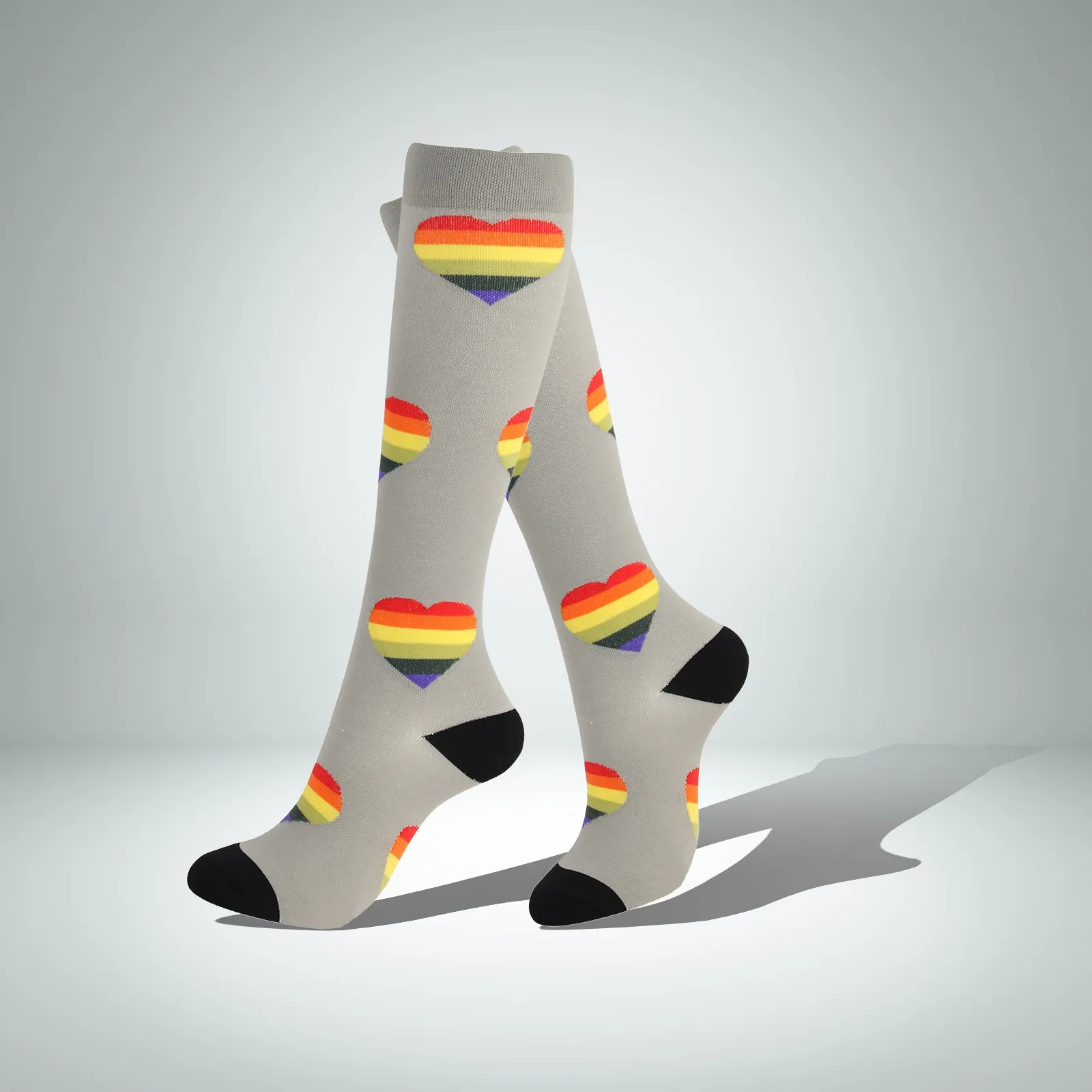 

Чулки для защиты бедер и эластичные спортивные чулки для людей