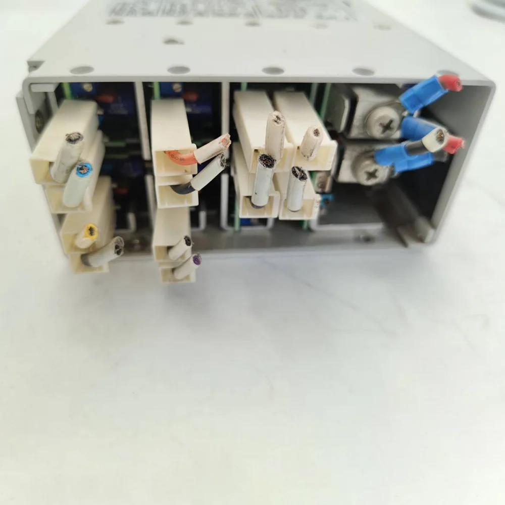 Полностью протестированный источник питания TDK-LAMBDA Modular Alpha 600MA 6000308 A